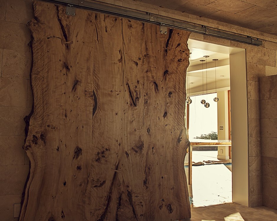 Отделка стен слэбами