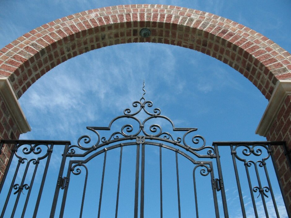 Кованые ворота Олимпия с 8 арочные