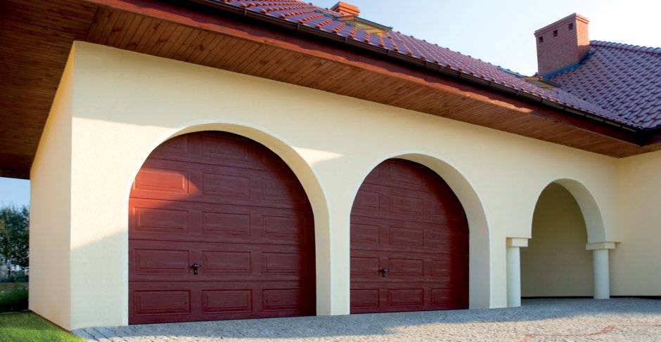 Арочные ворота в гараж