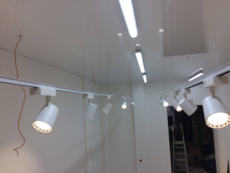 Gauss tr130 трековый шинопровод в натяжной потолок