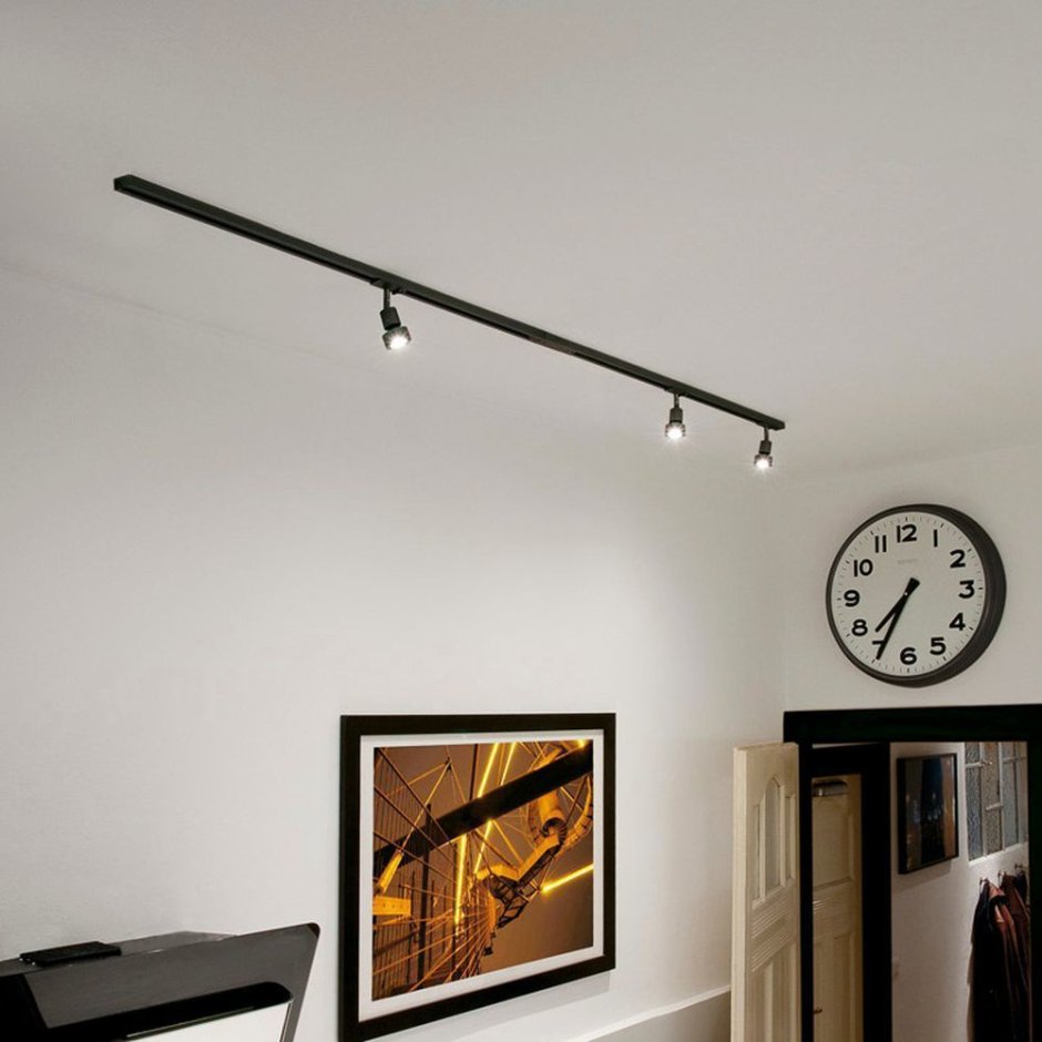 Трековая система освещения