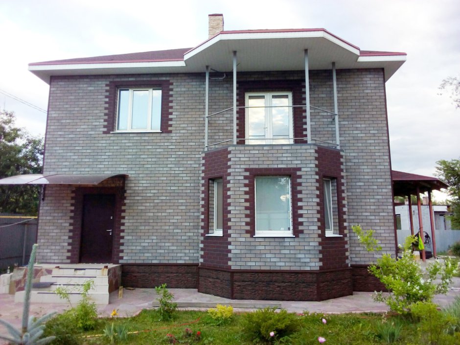 Hauberk серо-бежевый кирпич