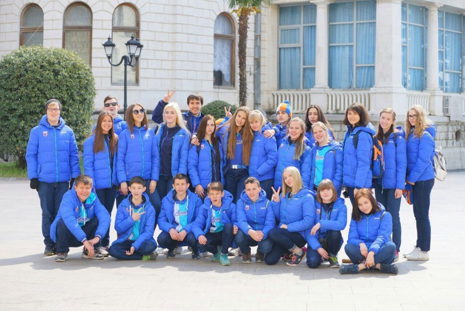 Детский лагерь Лазурный Артек столовая