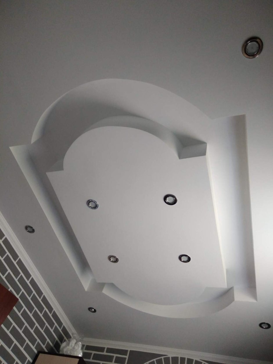 Потолок гипсокартон фигурный