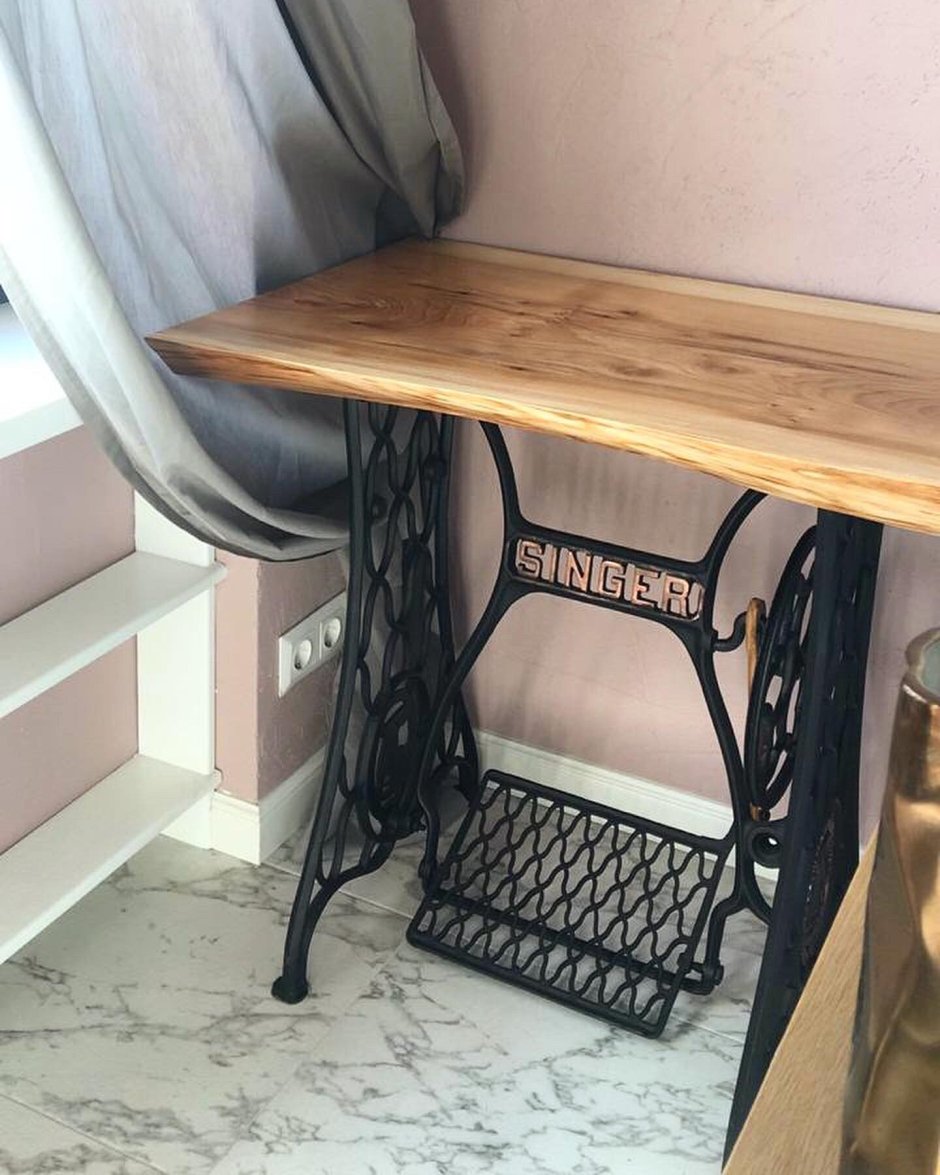 Мебель из старой швейной машинки Зингер