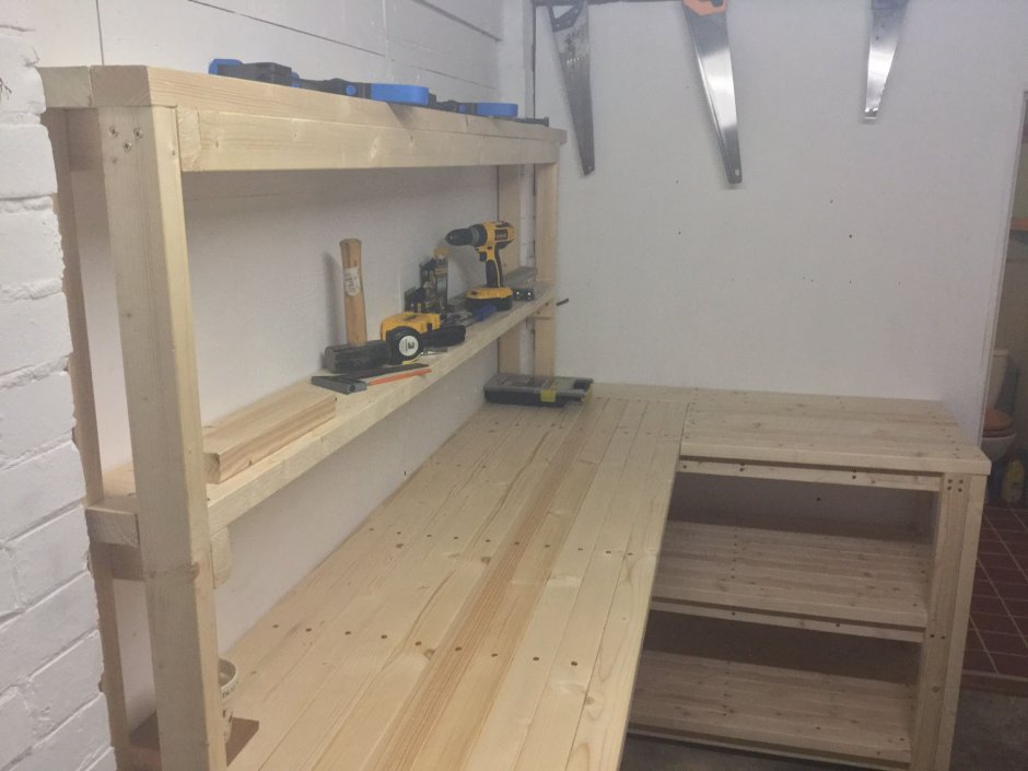 Стеллаж верстак в гараж своими