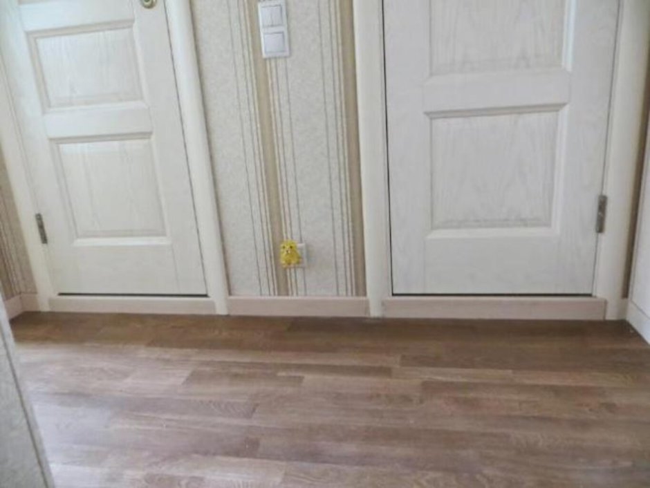 Отделка откосов дверей