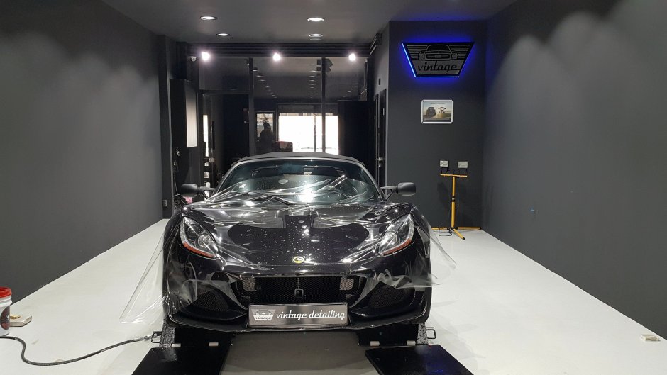 Интерьер детейлинг гаража