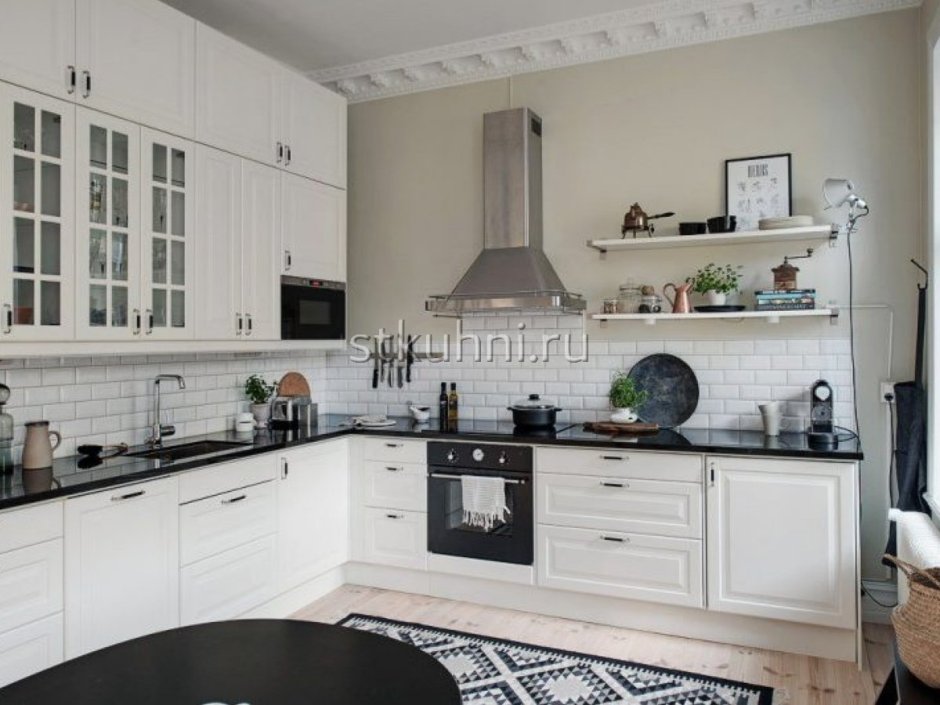 Икеа Будбин черная столешница