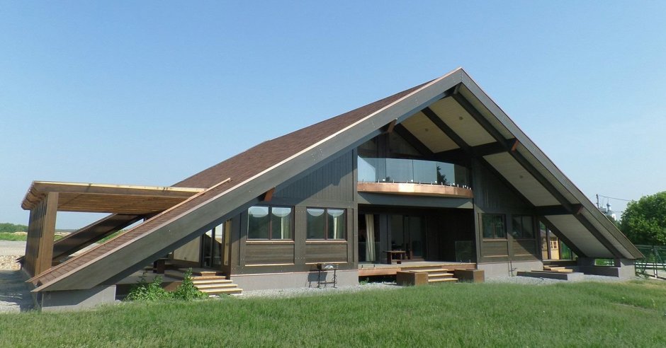 Современный дом с двухскатной крышей