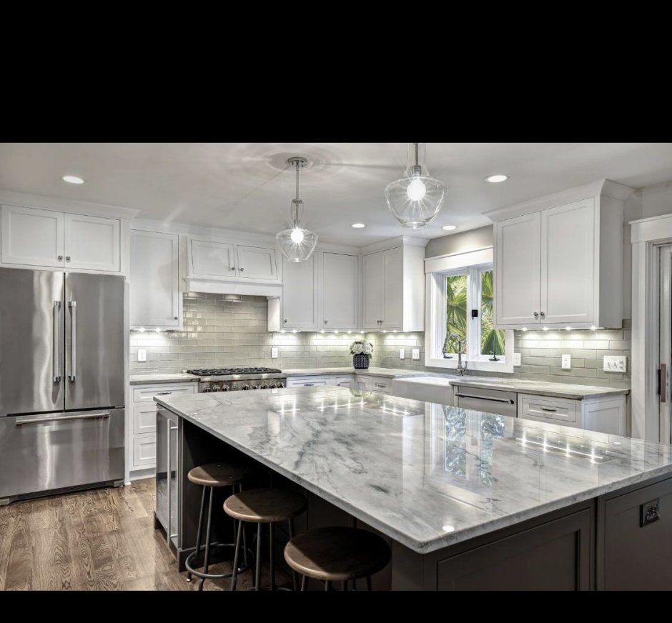 Столешница под мрамор для кухни