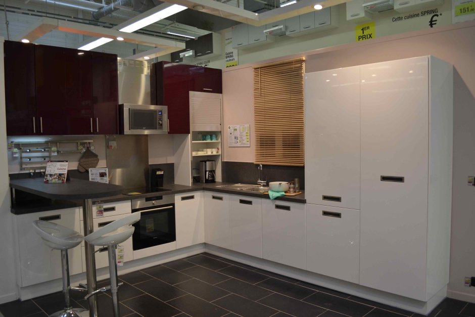 Кухня Леруа в студию квартиру