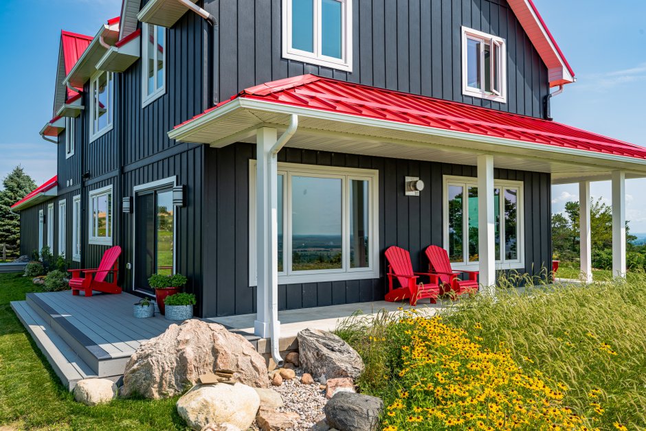 Красный дом