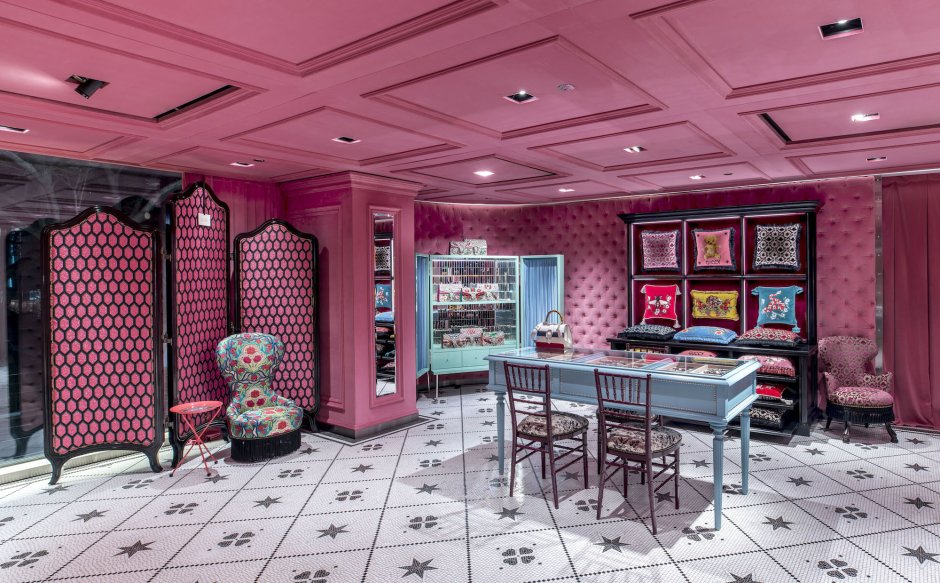 Интерьер в стиле Gucci