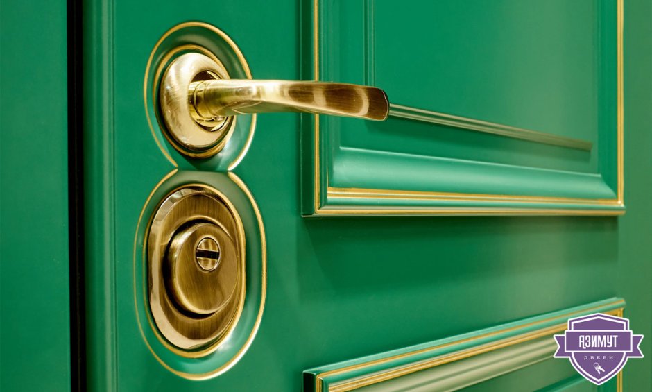 Классические современные высокие двери