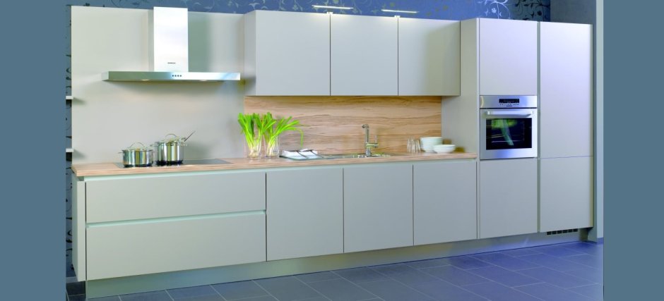 Супермат Сантьяго в кухне