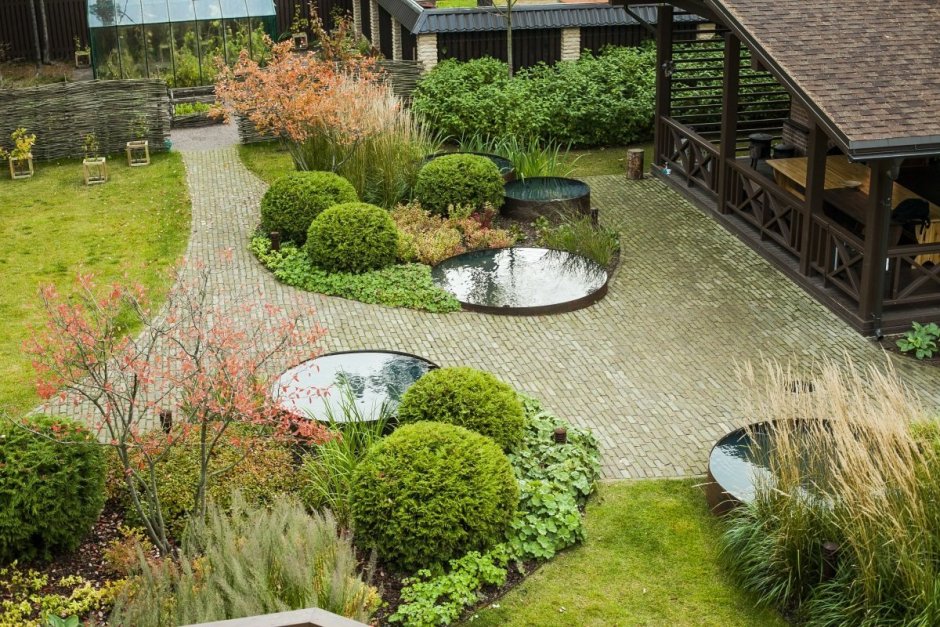 Экостиль ландшафт пруд