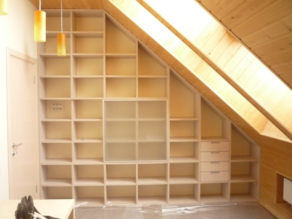 Мансарда отделанная блок хаусом