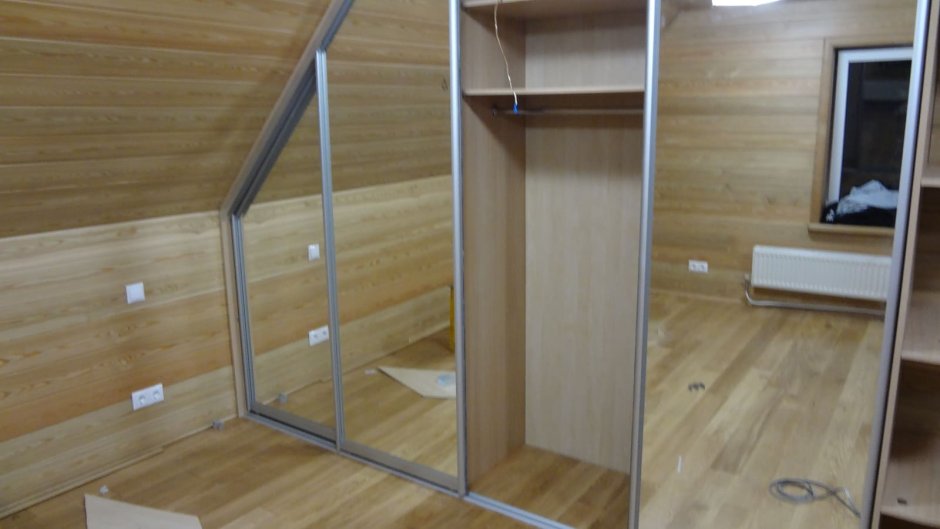 Гардеробная икеа на мансарде