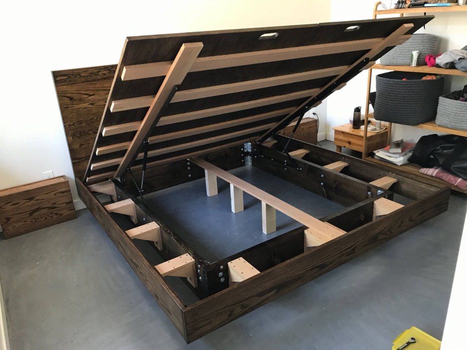 Металлическая кровать лофт 160200