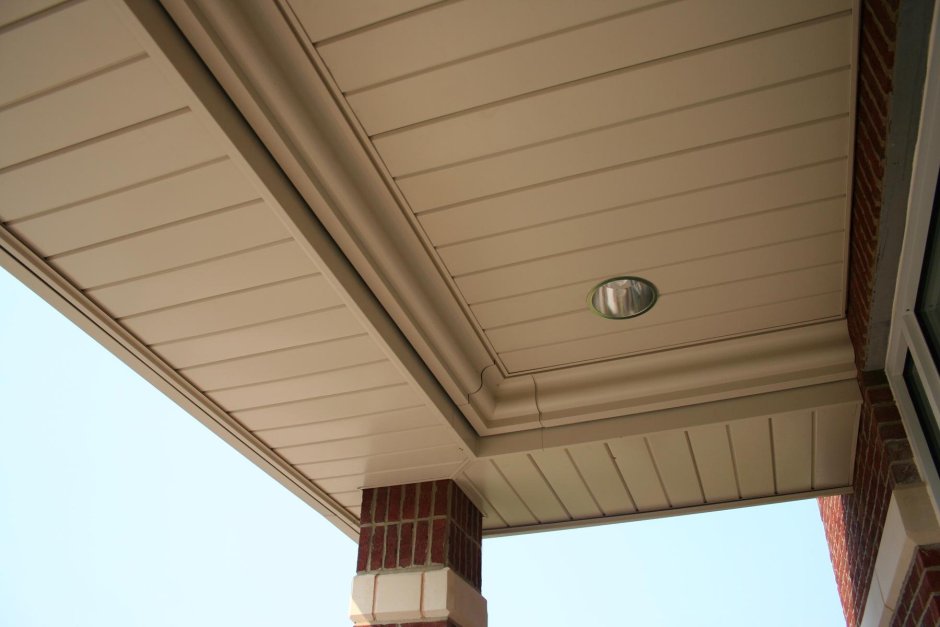 Подшивка свесов терраса софит