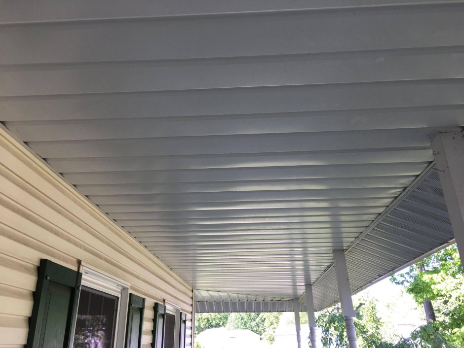 Подшивка потолка веранды