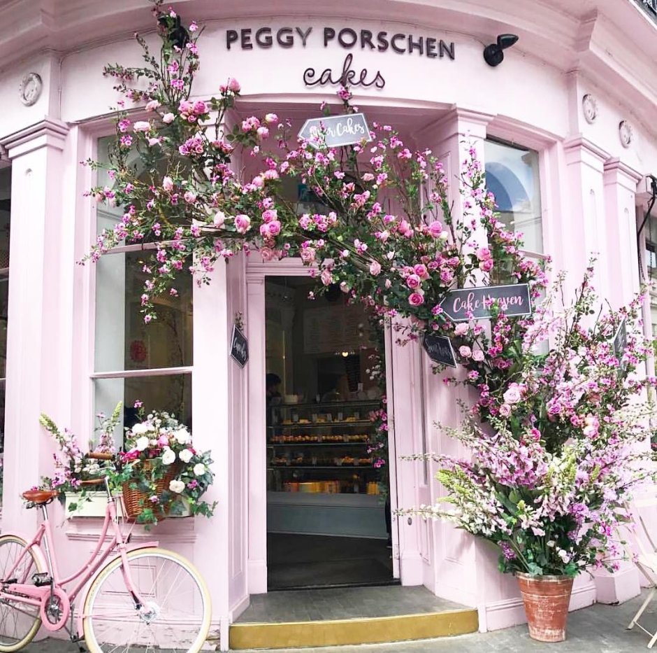 Украсить фасад цветочного магазина