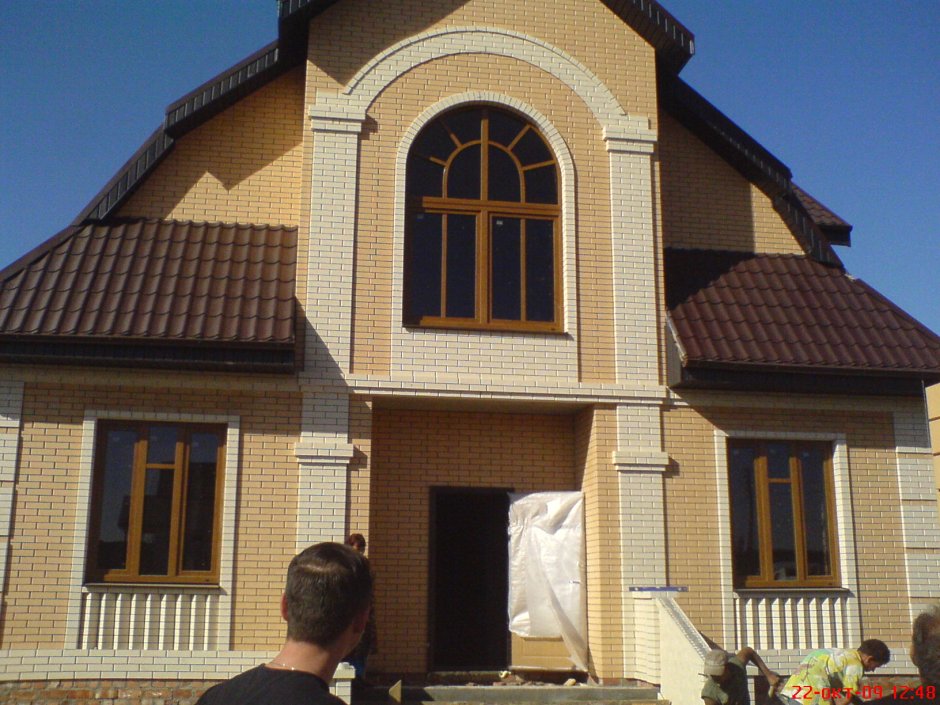 Кирпич старый Оскол цвет слоновая кость