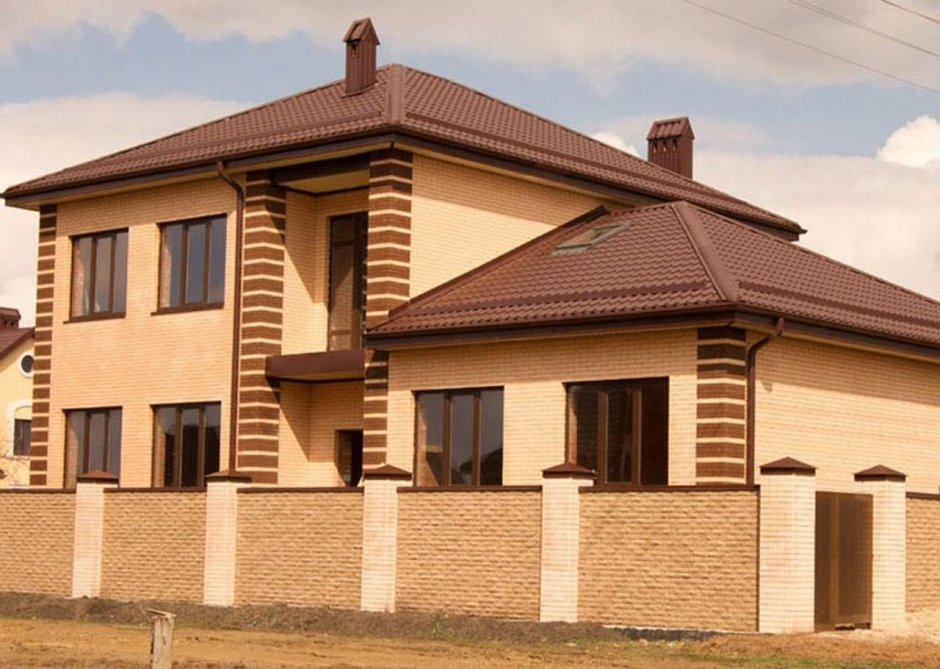 Кирпичный дом солома