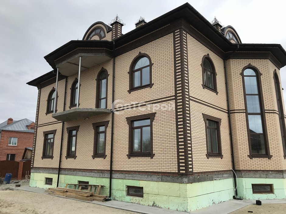 Кирпич Железногорский слоновая кость дом