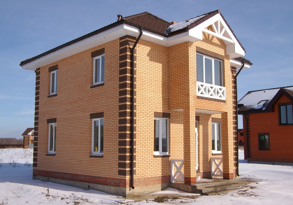 Красивые фасады домов из кирпича солома и шоколад