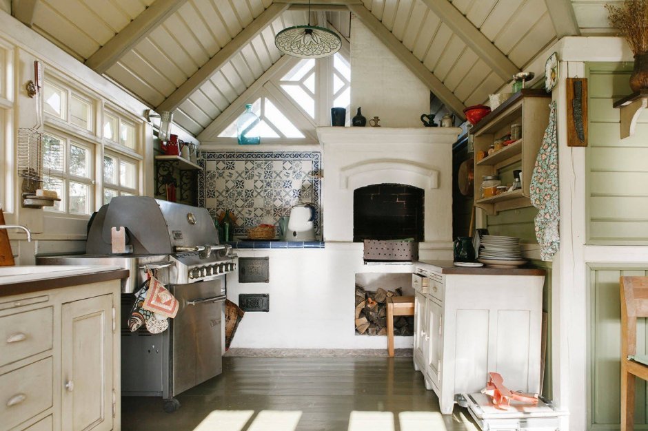 Обстановка в дачном доме