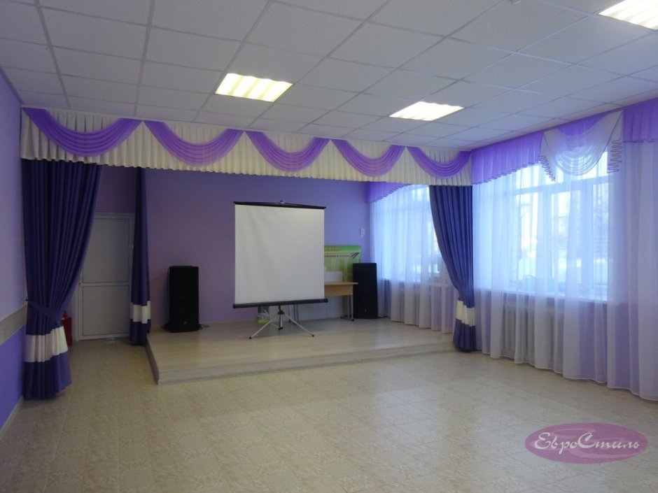 Шторы в музыкальный зал детского сада