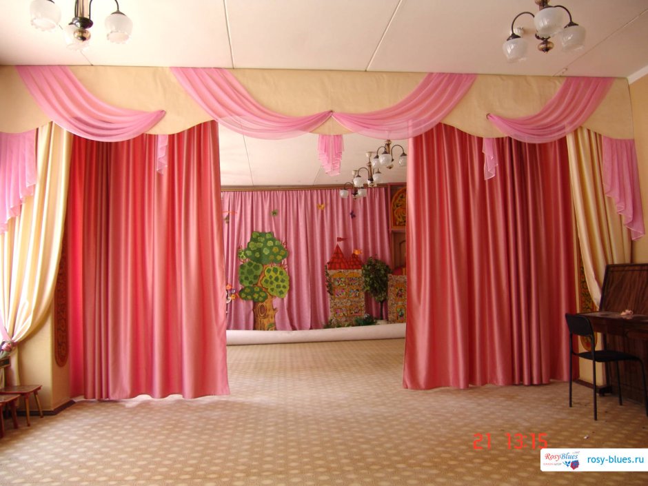 Ремонт 5 актовый зал красный Сулин