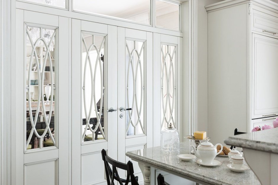 Раздвижные двери в стиле Неоклассика