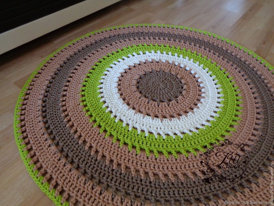 Вязаные коврики крючком