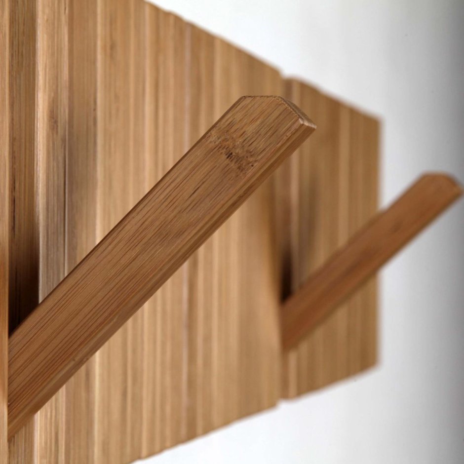 Декор стены рейками