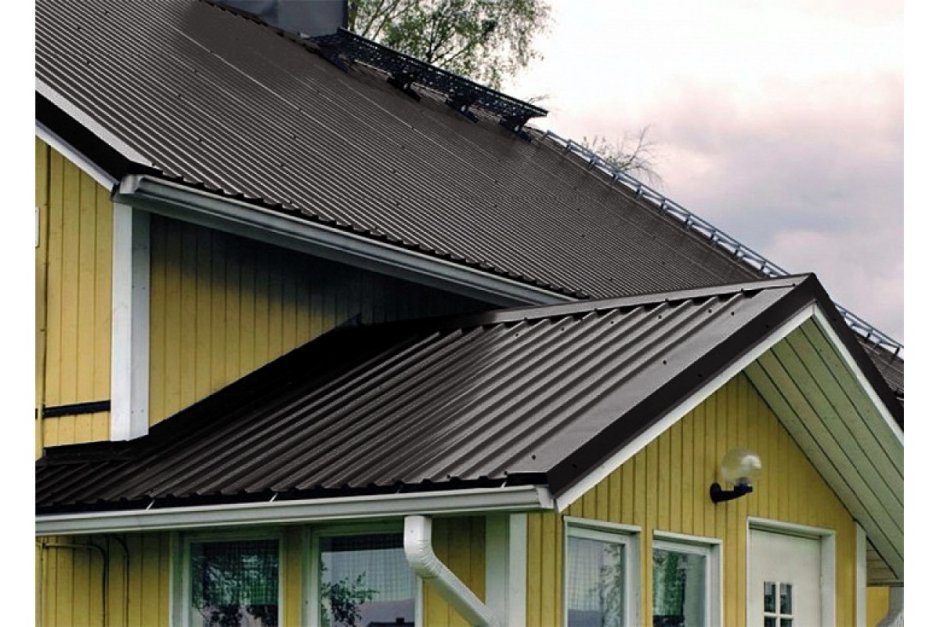 Профнастил МП-20 7024 на крыше