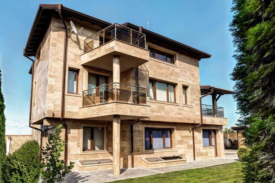 Травертин фасад