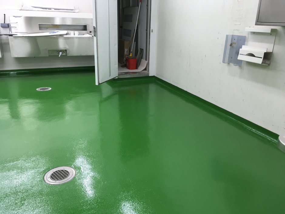 Эпоксидный пол в ванной