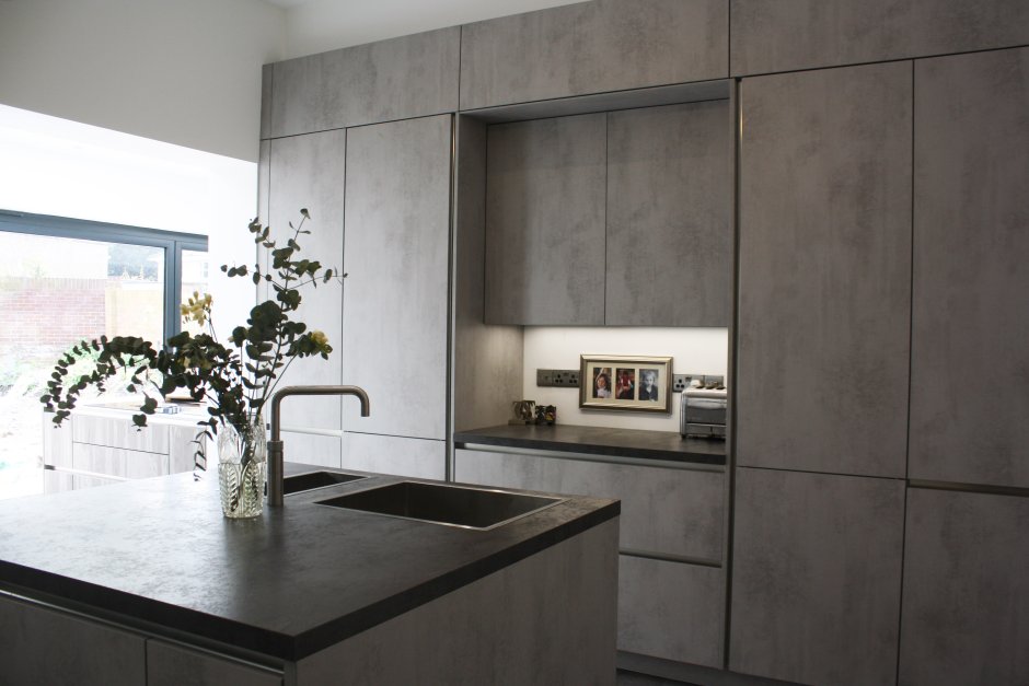 Кухня бетон Пайн белый