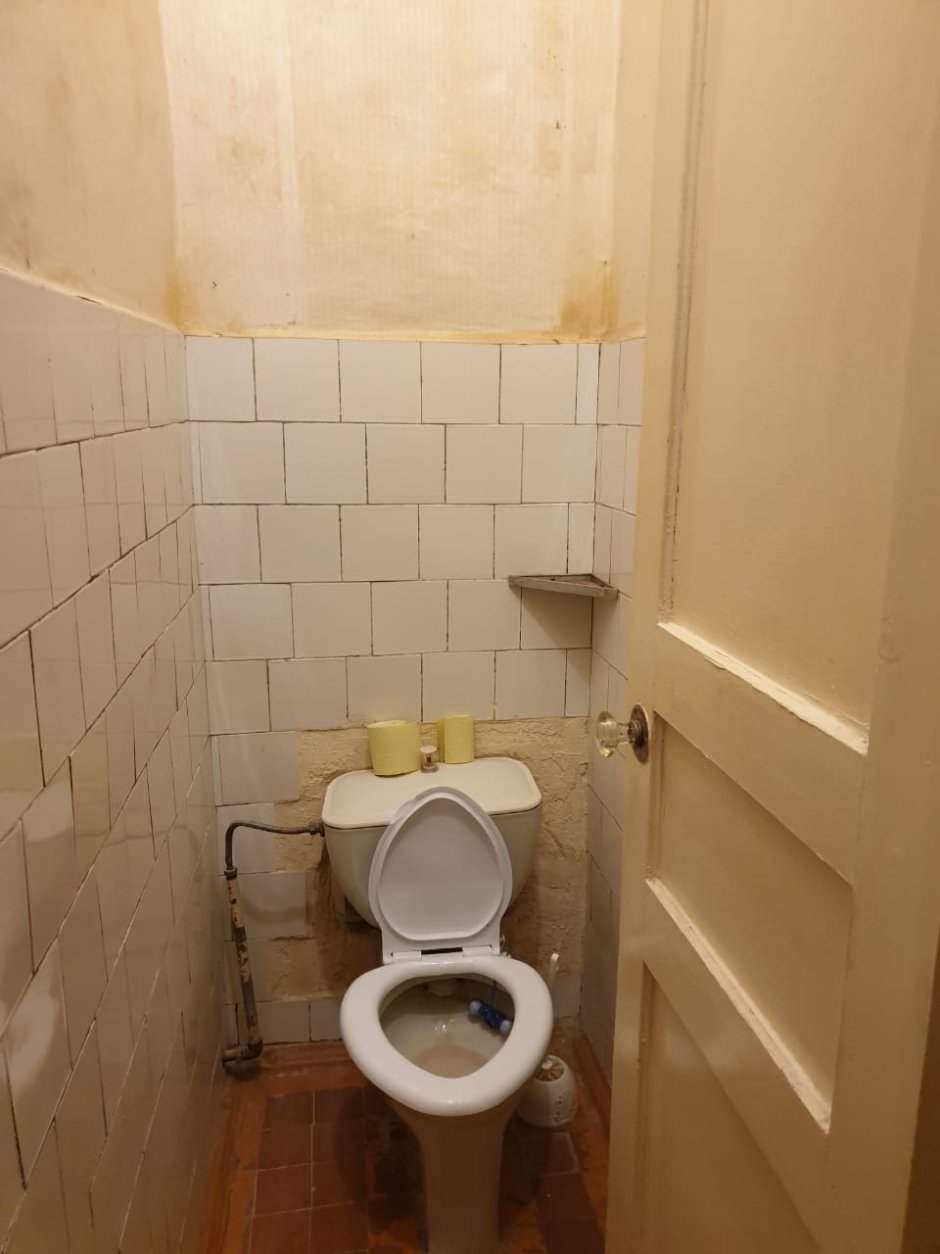 Туалет в современной классике