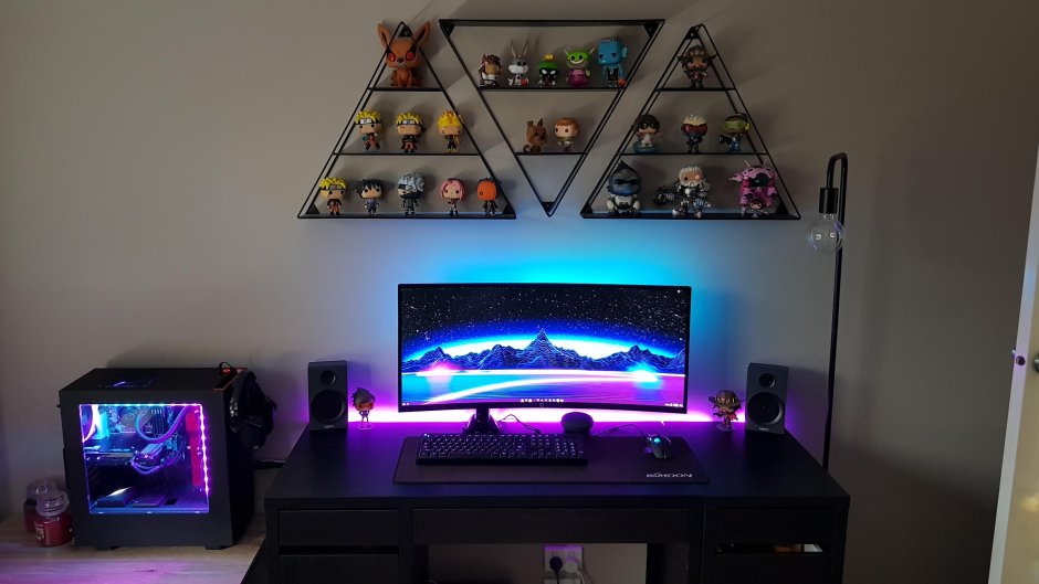 Игровая комната геймера