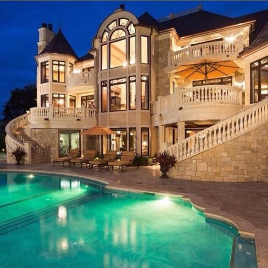 Мэншен-Хаус (Mansion House) на Рублевке