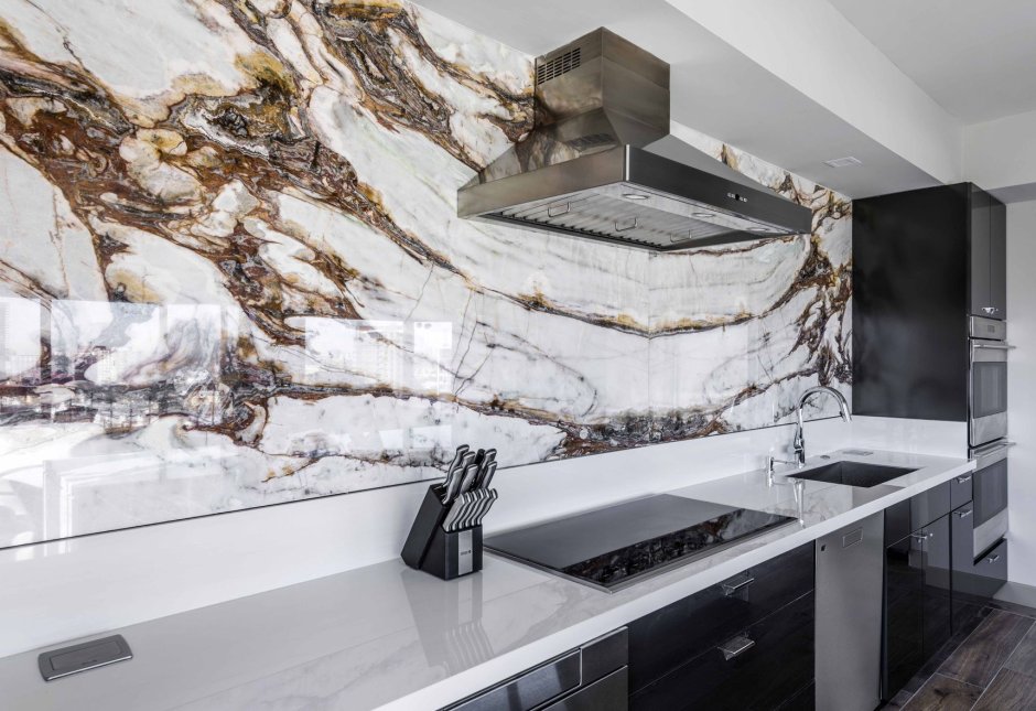 Мрамор Каррара в ванной