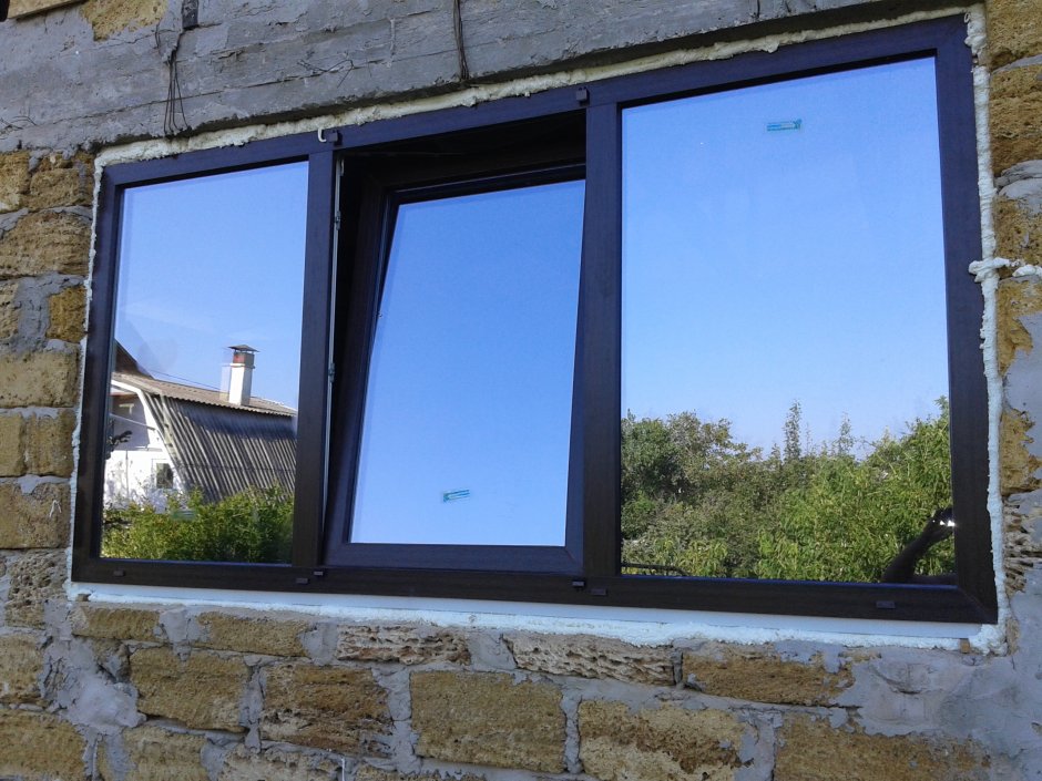 Окна Рехау Солар бронза