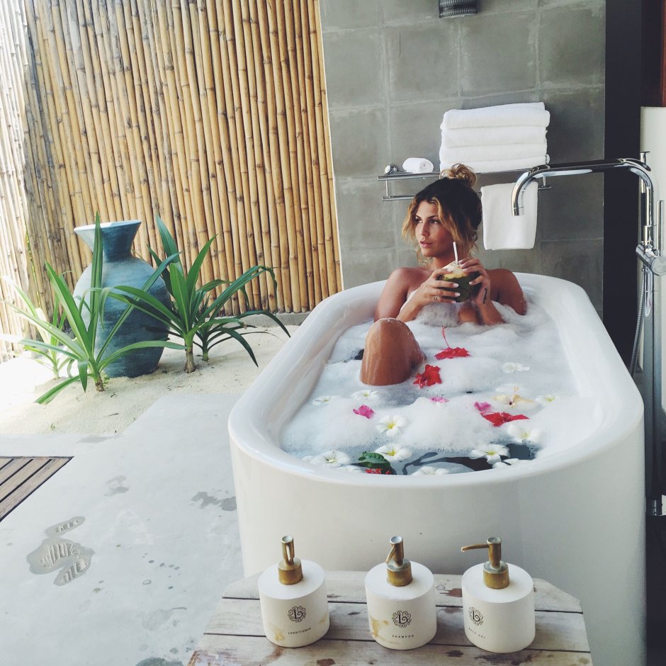 Шикарная ванная с джакузи