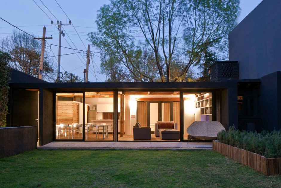 Вытянутый дом