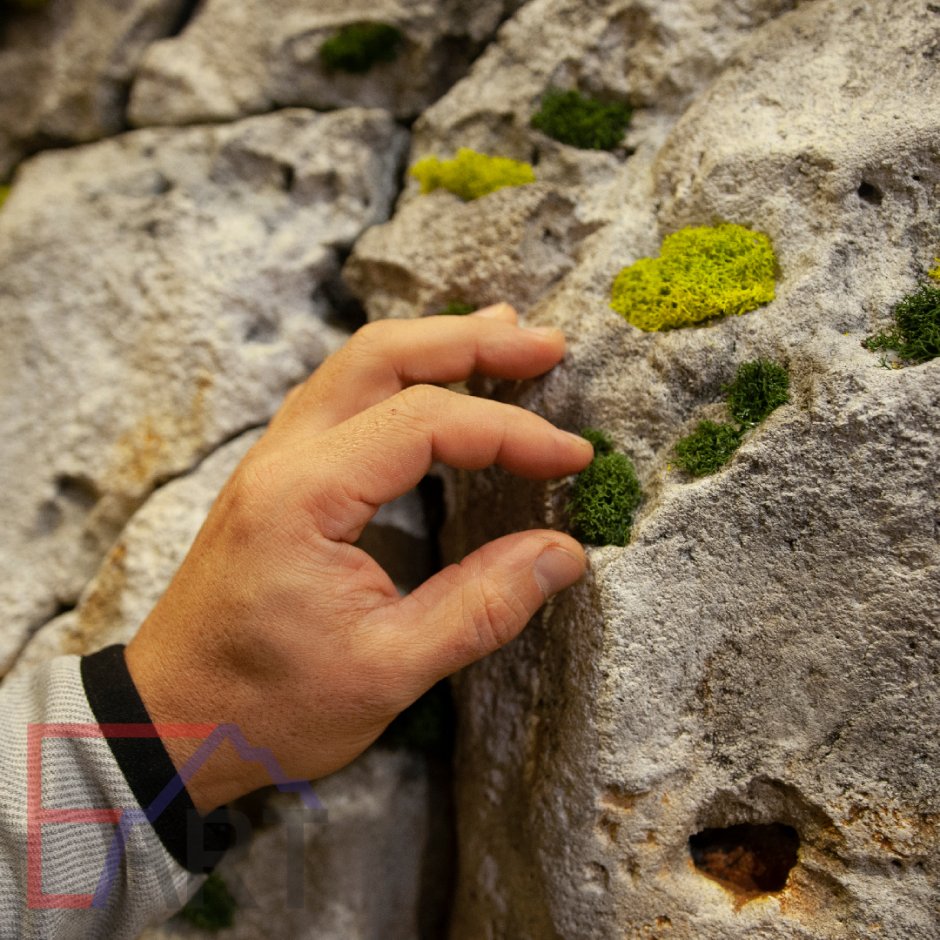 Стеновые панели под скалу