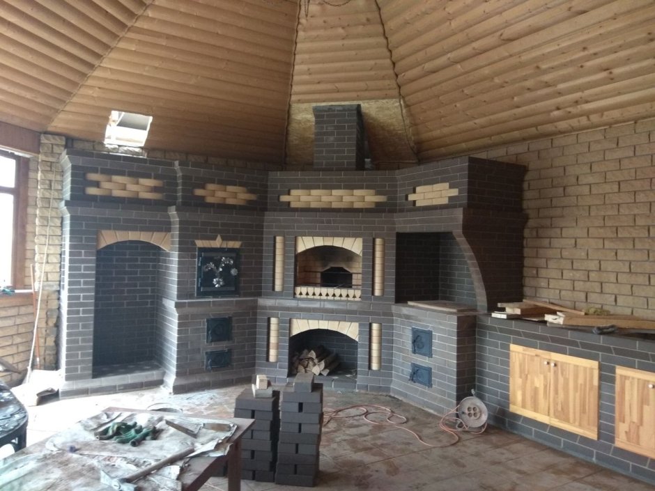 Летняя кухня с барбекю